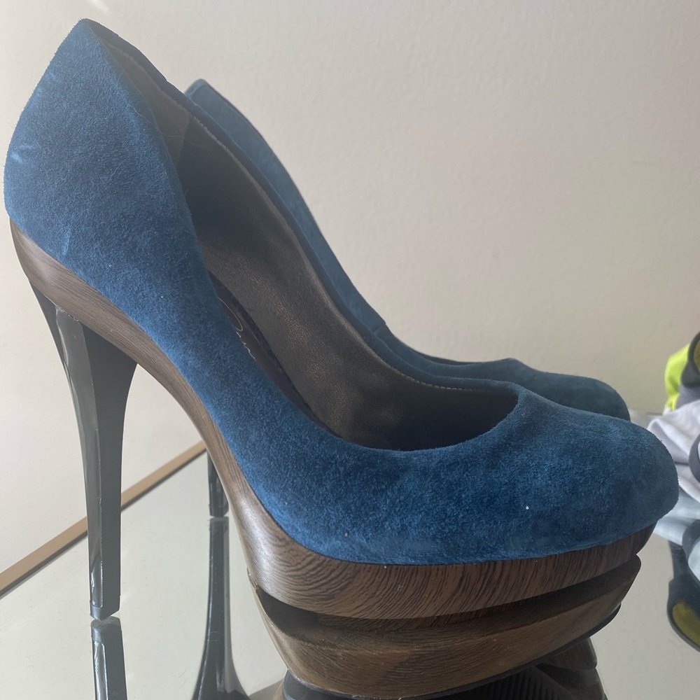 Blue Suede JS Heels - Picture 3 of 6